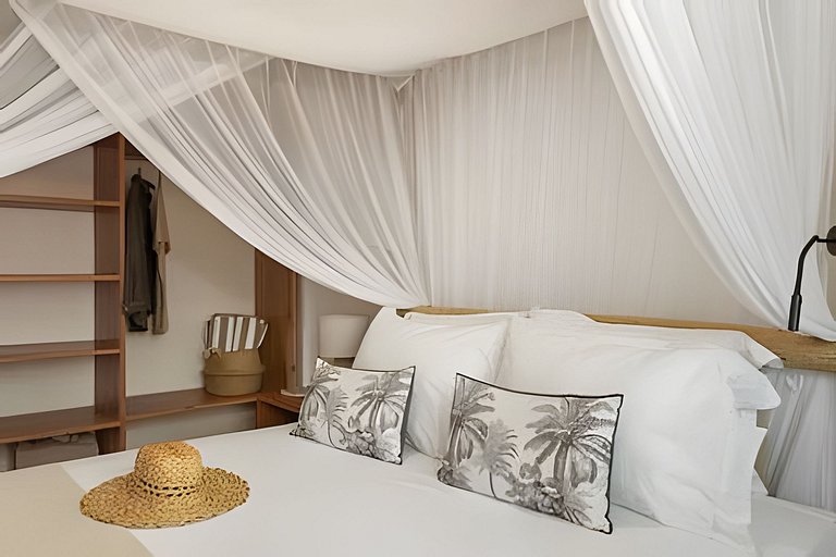 Brisas do Cassange - Villa com 3 casas pé na areia