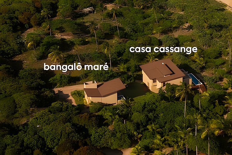 Brisas do Cassange - Villa com 3 casas pé na areia