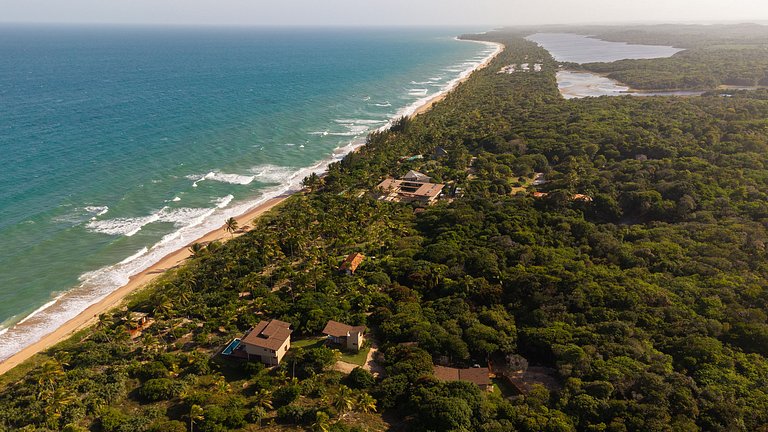 Bangalô pé na areia com piscina Brisas do Cassange